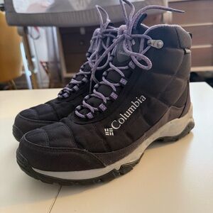 Columbia Black Purple Quilted Winter Hiking Boots Gorpcore Waterproof Omnigrip